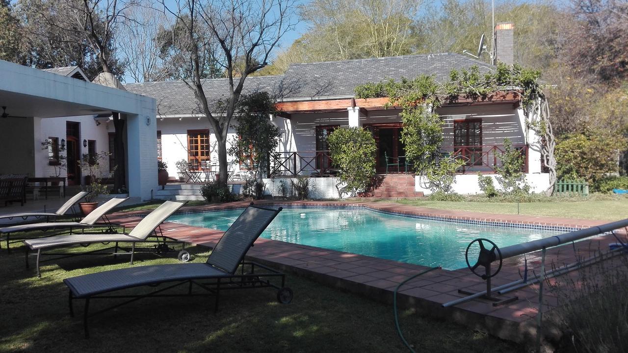 Waterfall Cottages Johannesburg Bagian luar foto